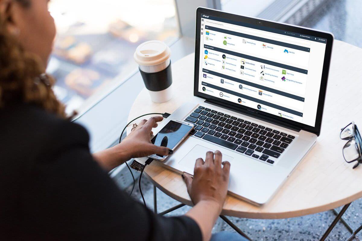 Apa itu cPanel dan Penggunaannya