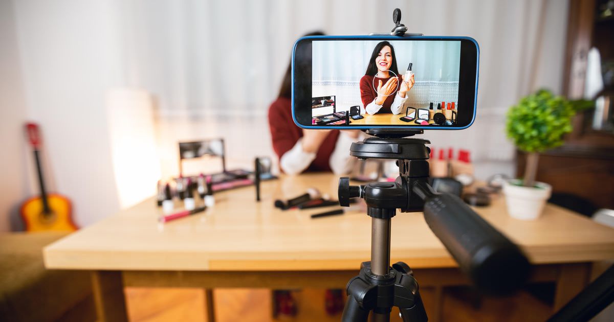 Menjadi Youtuber Pemula Sukses